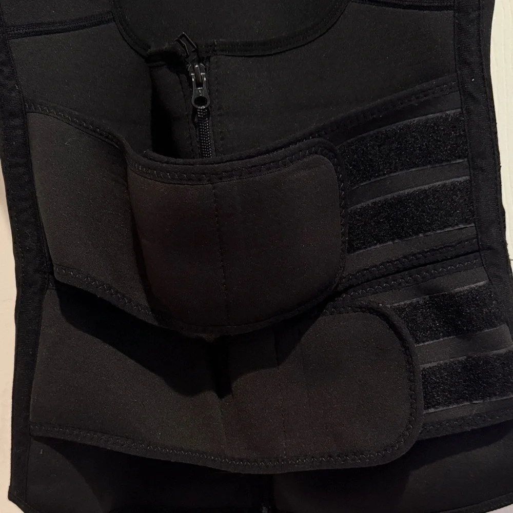 Black Women’s Sports Workout Vest - Picture 3 of 12